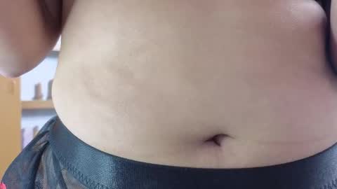 Laura online show from September 2025 10:34:02 PM