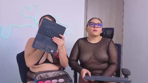 Snapshot of laurasex_21 chatting on July 2026 07:31:01 PM Laura online show from July 2026 07:31:01 PM