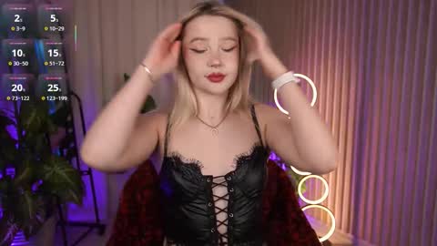  Laura  online show from October 2025 06:25:02 AM