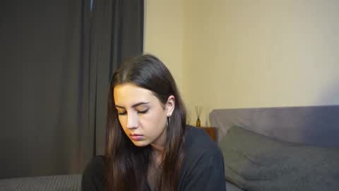 Monica online show from November 2025 11:43:01 AM