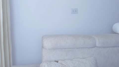 Laureent online show from February 2025 11:16:02 AM