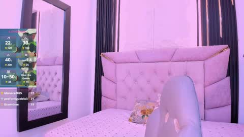 Laurem online show from September 2025 08:08:02 PM