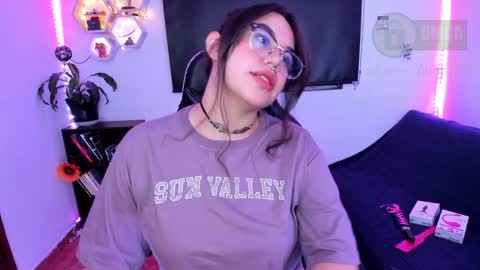  Im Lauren  independent model   online show from December 2024 12:11:01 AM