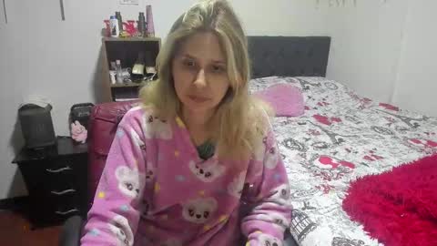 Lauren Independent model online show from February 2026 12:40:02 AM