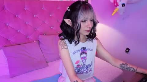 Lauren evans9 online show from March 2026 02:38:02 AM