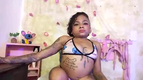 Lauren online show from January 2025 04:15:01 AM