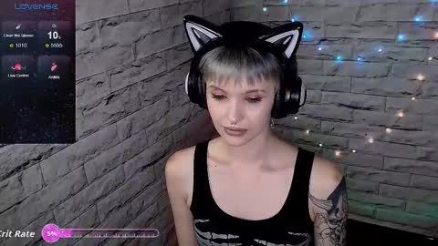 Eva online show from October 2025 06:54:01 PM