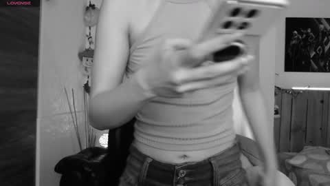 Lauren online show from January 2025 12:21:02 AM