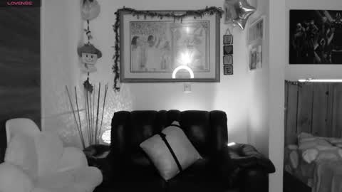 Lauren online show from January 2025 11:56:01 PM