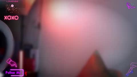 Lauren online show from September 2025 12:46:02 AM