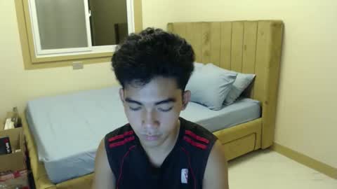 laurence_cuttieguyhere online show from March 2026 04:51:02 PM