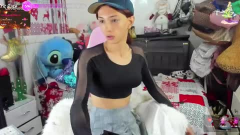 Snapshot of laurencesophiets chatting on December 2024 04:09:02 PM SF online show from December 2024 04:09:02 PM