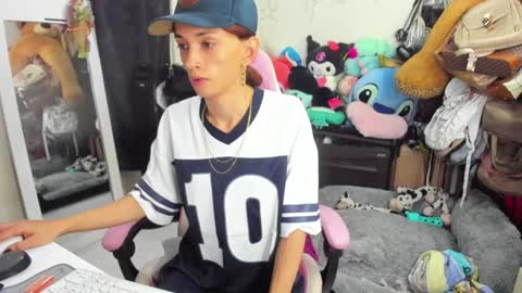 Snapshot of laurencesophiets chatting on January 2025 06:31:01 PM SF online show from January 2025 06:31:01 PM