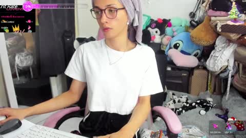 Snapshot of laurencesophiets chatting on January 2025 05:56:01 PM SF online show from January 2025 05:56:01 PM