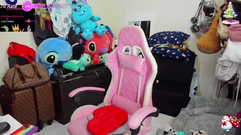 Snapshot of laurencesophiets chatting on January 2025 04:36:01 PM SF online show from January 2025 04:36:01 PM