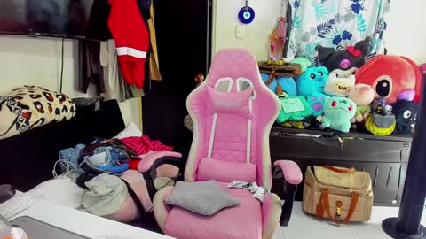 Snapshot of laurencesophiets chatting on February 2025 09:36:01 PM SF online show from February 2025 09:36:01 PM