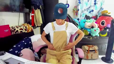 Snapshot of laurencesophiets chatting on February 2025 05:42:02 PM SF online show from February 2025 05:42:02 PM