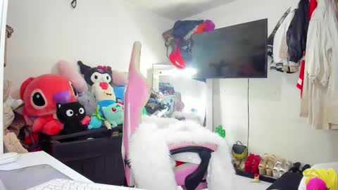 Snapshot of laurencesophiets chatting on October 2025 03:23:02 PM SF online show from October 2025 03:23:02 PM