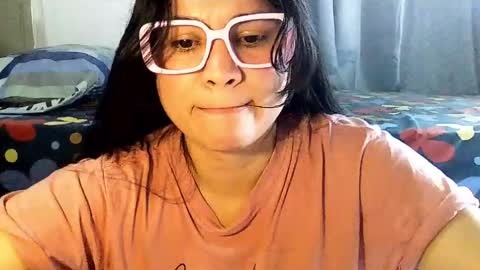 Snapshot of laurengirls1 chatting on May 2026 04:36:02 PM onlyfan laureng7 - 7 laureng2 online show from May 2026 04:36:02 PM