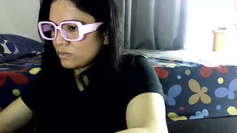 Snapshot of laurengirls1 chatting on May 2026 03:32:01 PM onlyfan laureng7 - 7 laureng2 online show from May 2026 03:32:01 PM