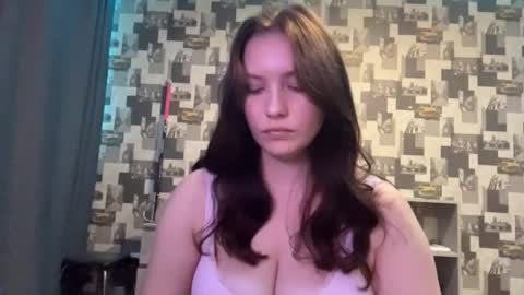 Snapshot of laurenjungling chatting on September 2025 04:07:01 PM Hannah online show from September 2025 04:07:01 PM