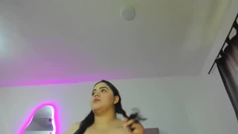 laurenlaine online show from March 2025 12:06:02 PM