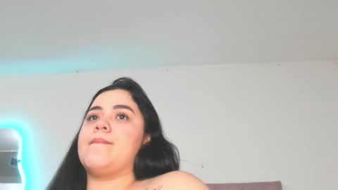 laurenlaine online show from November 2025 11:37:01 PM