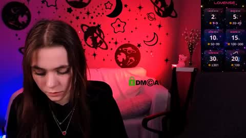 Laure online show from April 2026 01:15:02 PM