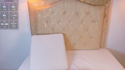 laurenn_smitth online show from March 2026 12:49:02 PM