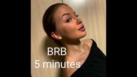 Snapshot of laurennhill chatting on September 2025 12:32:01 AM laurennhill online show from September 2025 12:32:01 AM