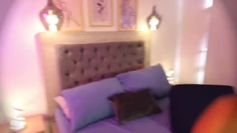 Lauren Saenz online show from May 2026 12:00:01 PM