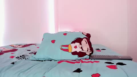 laurensmith9 online show from February 2025 03:15:02 PM