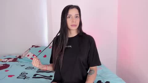 laurensmith9 online show from February 2025 12:22:01 PM