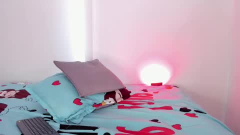 laurensmith9 online show from February 2025 06:32:02 PM