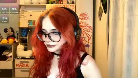 Snapshot of laurettecipro chatting on June 2026 02:24:02 AM Eva online show from June 2026 02:24:02 AM