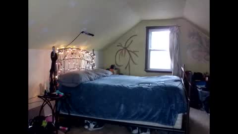 Lauren online show from January 2025 08:16:01 PM