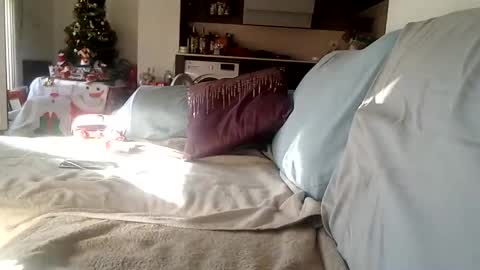 Snapshot of lauriehotxxx chatting on January 2025 02:52:01 PM lauriehotxxx online show from January 2025 02:52:01 PM