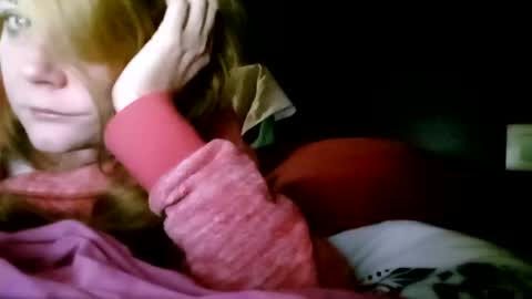 Snapshot of lauriehotxxx chatting on February 2025 06:40:02 PM lauriehotxxx online show from February 2025 06:40:02 PM