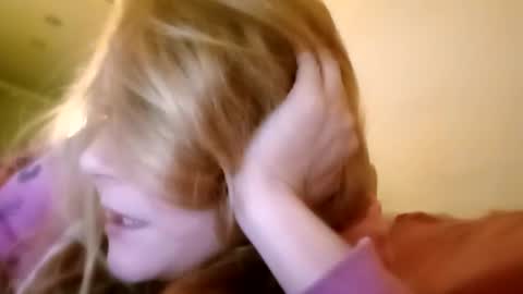 Snapshot of lauriehotxxx chatting on January 2026 07:19:01 PM lauriehotxxx online show from January 2026 07:19:01 PM