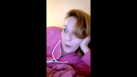 Snapshot of lauriehotxxx chatting on February 2026 09:46:02 PM lauriehotxxx online show from February 2026 09:46:02 PM