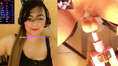 lauriss_ online show from December 2025 02:52:02 AM