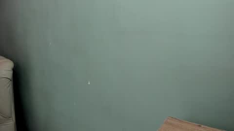 Lau Roberts online show from February 2025 06:32:02 AM