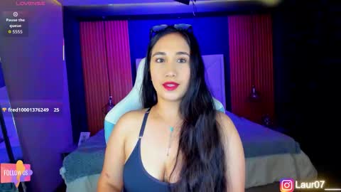 Lau Roberts online show from September 2025 03:17:02 AM