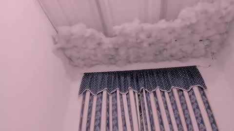 Lauu G online show from October 2025 10:24:01 AM