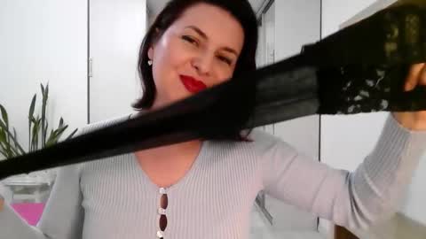 Diana  online show from March 2026 04:11:02 PM