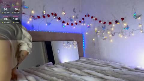 Melissa online show from February 2025 10:49:02 AM