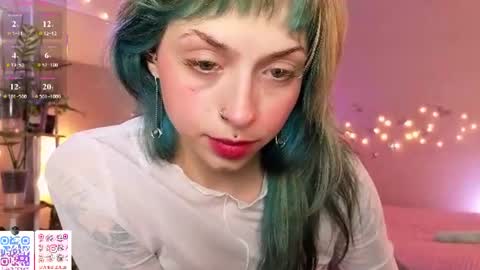 Snapshot of lavenderlav chatting on July 2026 05:26:02 PM Melissa online show from July 2026 05:26:02 PM