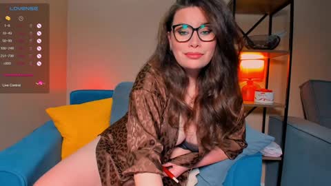 Laverna online show from January 2025 03:09:02 AM