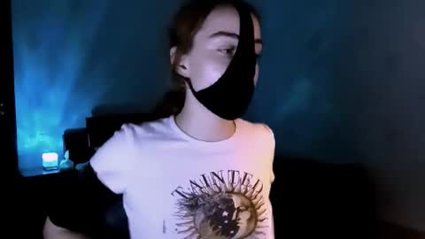 Lavinda online show from November 2025 04:28:02 PM