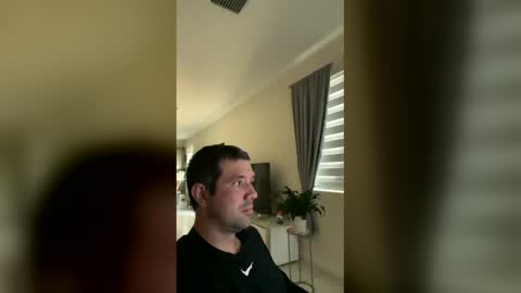 Snapshot of law_cambio chatting on January 2026 09:17:02 PM law_cambio online show from January 2026 09:17:02 PM